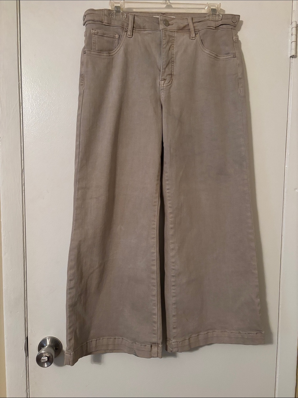 Risen Wide-Leg Women’s Jeans in Taupe